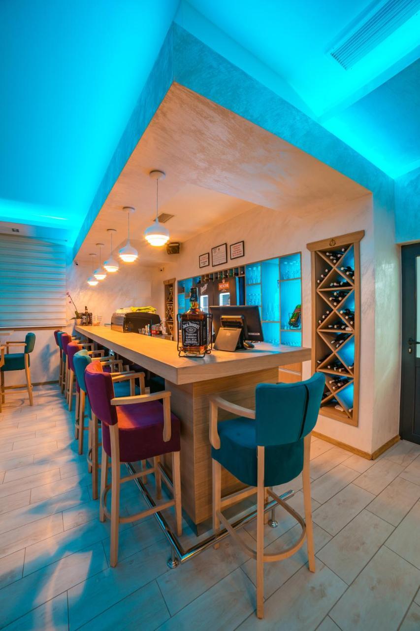 Motel Felikitas Laktasi Ngoại thất bức ảnh
