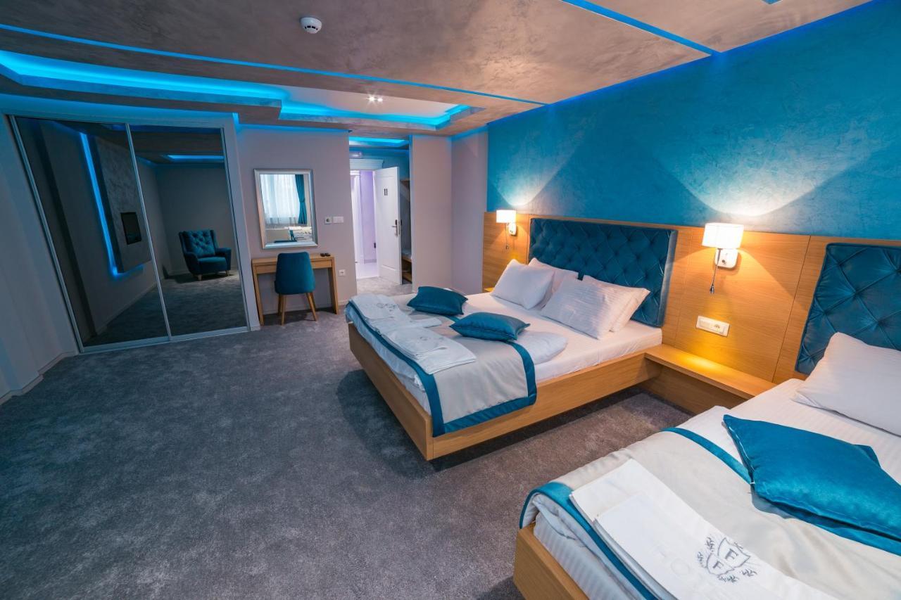 Motel Felikitas Laktasi Ngoại thất bức ảnh